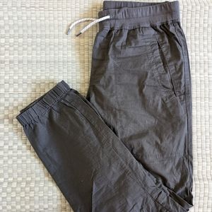 EUC Vuori Ripstop Traveler Jogger Moss Green Gray Men's Size Large